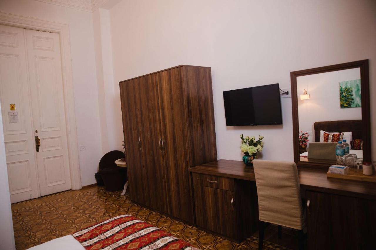 Malakhan Hotel Баку Екстер'єр фото