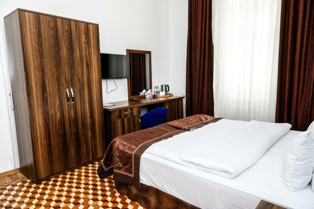 Malakhan Hotel Баку Екстер'єр фото